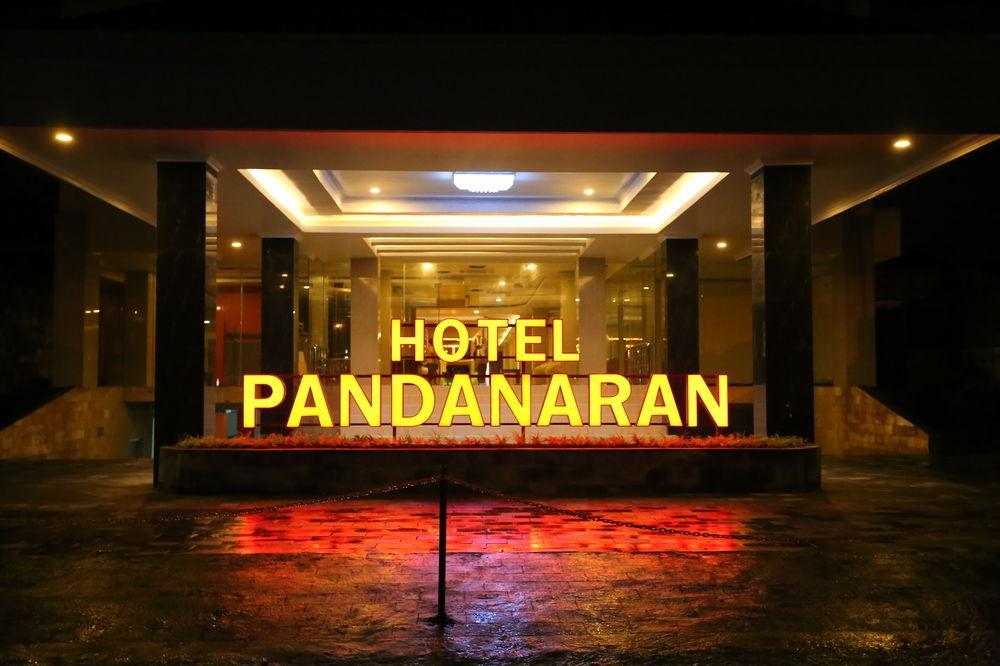 Pandanaran Hotel Semarang Exteriér fotografie