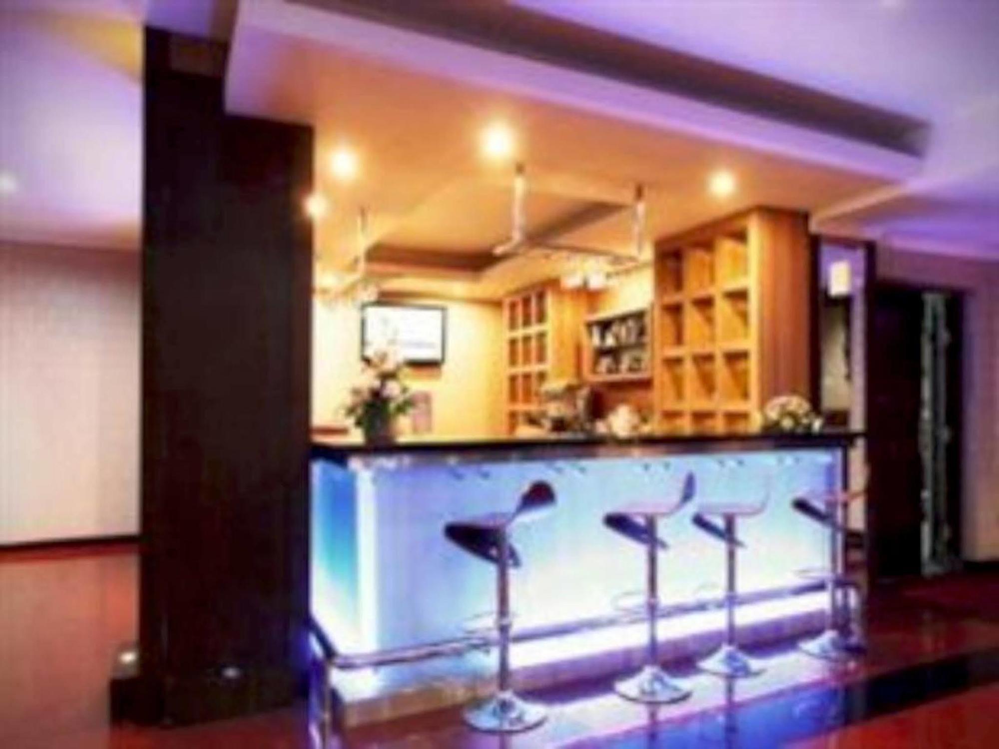Pandanaran Hotel Semarang Exteriér fotografie