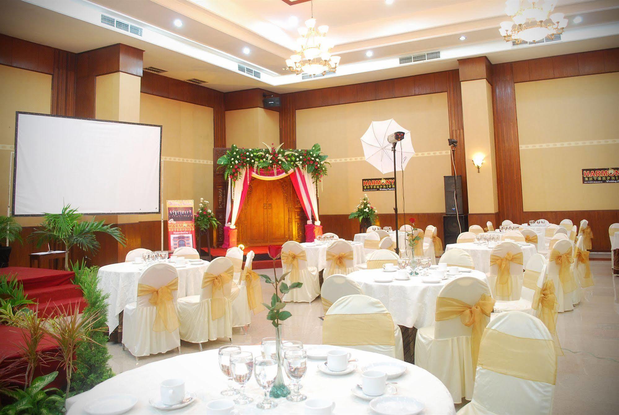 Pandanaran Hotel Semarang Exteriér fotografie