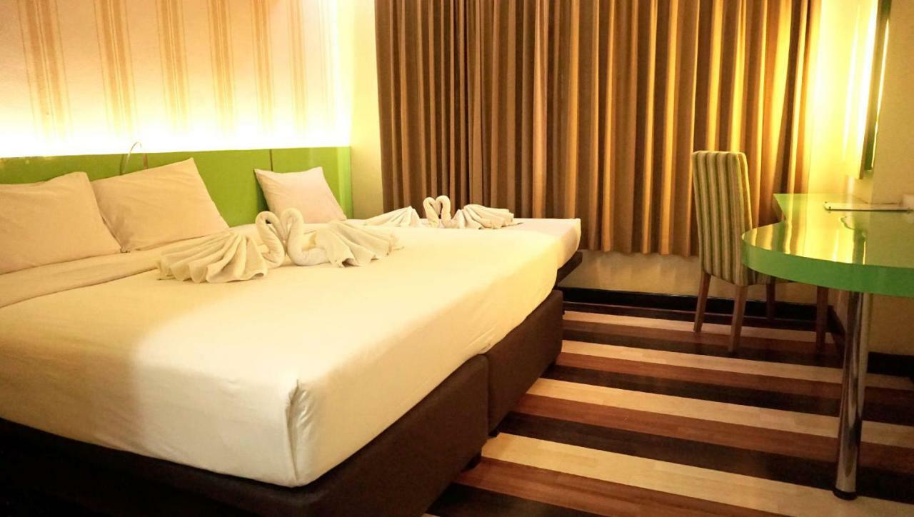 Pandanaran Hotel Semarang Exteriér fotografie